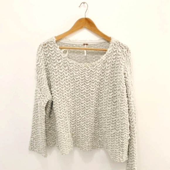 Free People Sweaters - FREE PEOPLE KNODDY SWEATER!